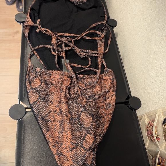 One piece - Picture 2 of 6